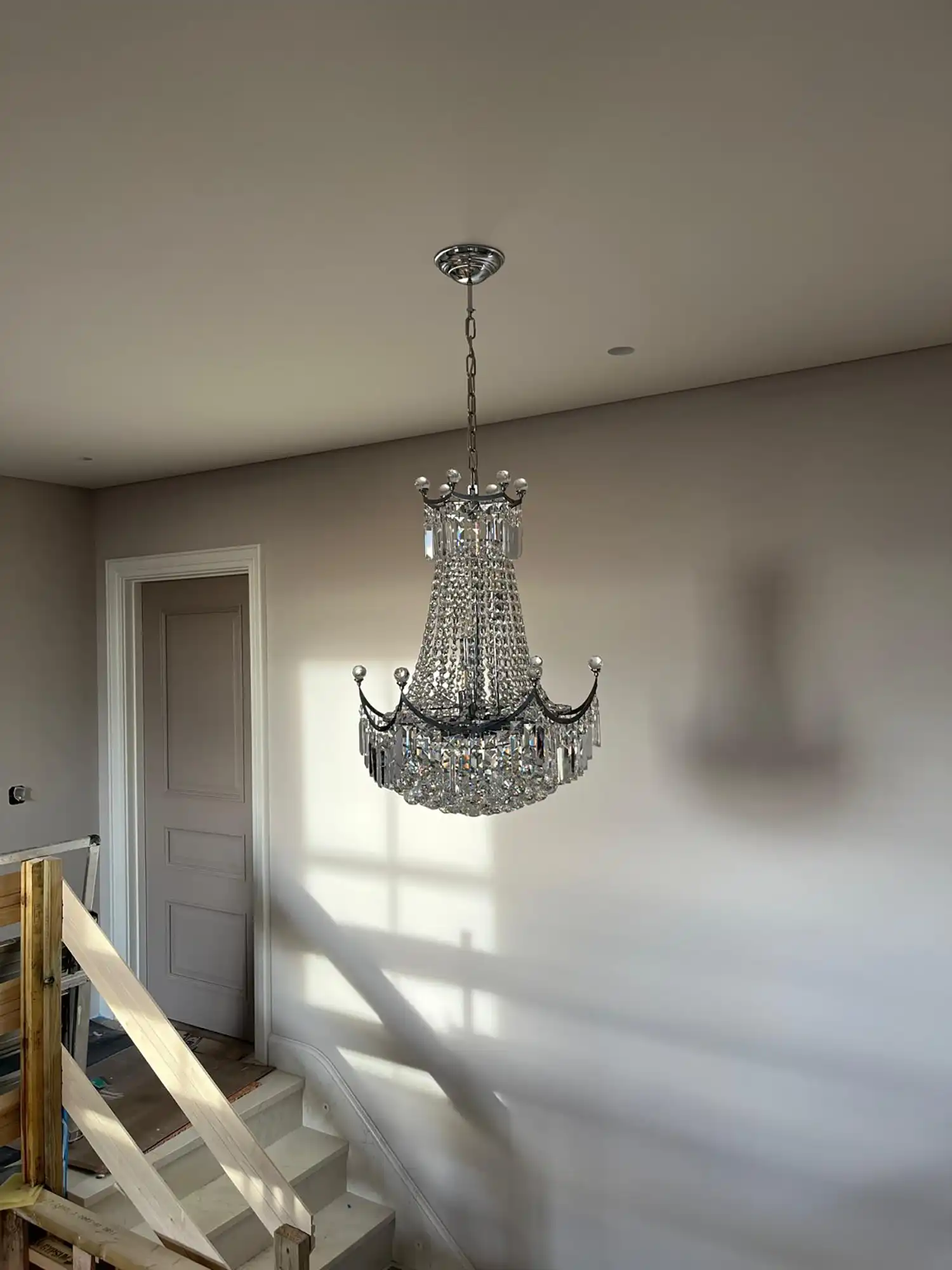 Decorative lighting installation